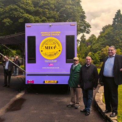Mobile-Advice-Truck-Launch-in-Cannonhill-Park